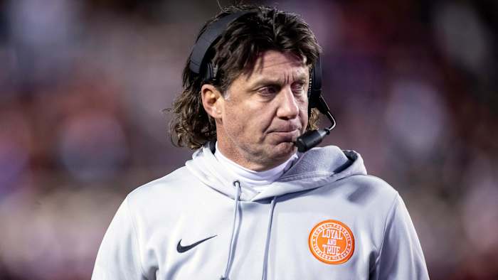 mike-gundy-coronavirus-column